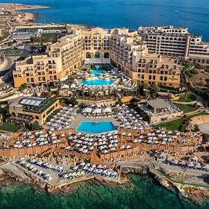Отель Corinthia St George's Bay